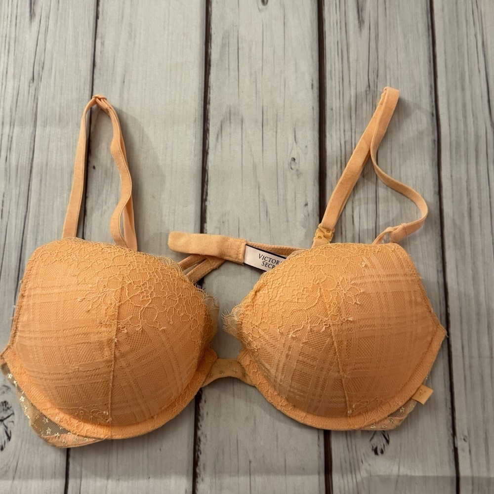 Victoria's Secret Push-Up Bra 36B Peach Orange Lace Underwire‎ Padded Sexy